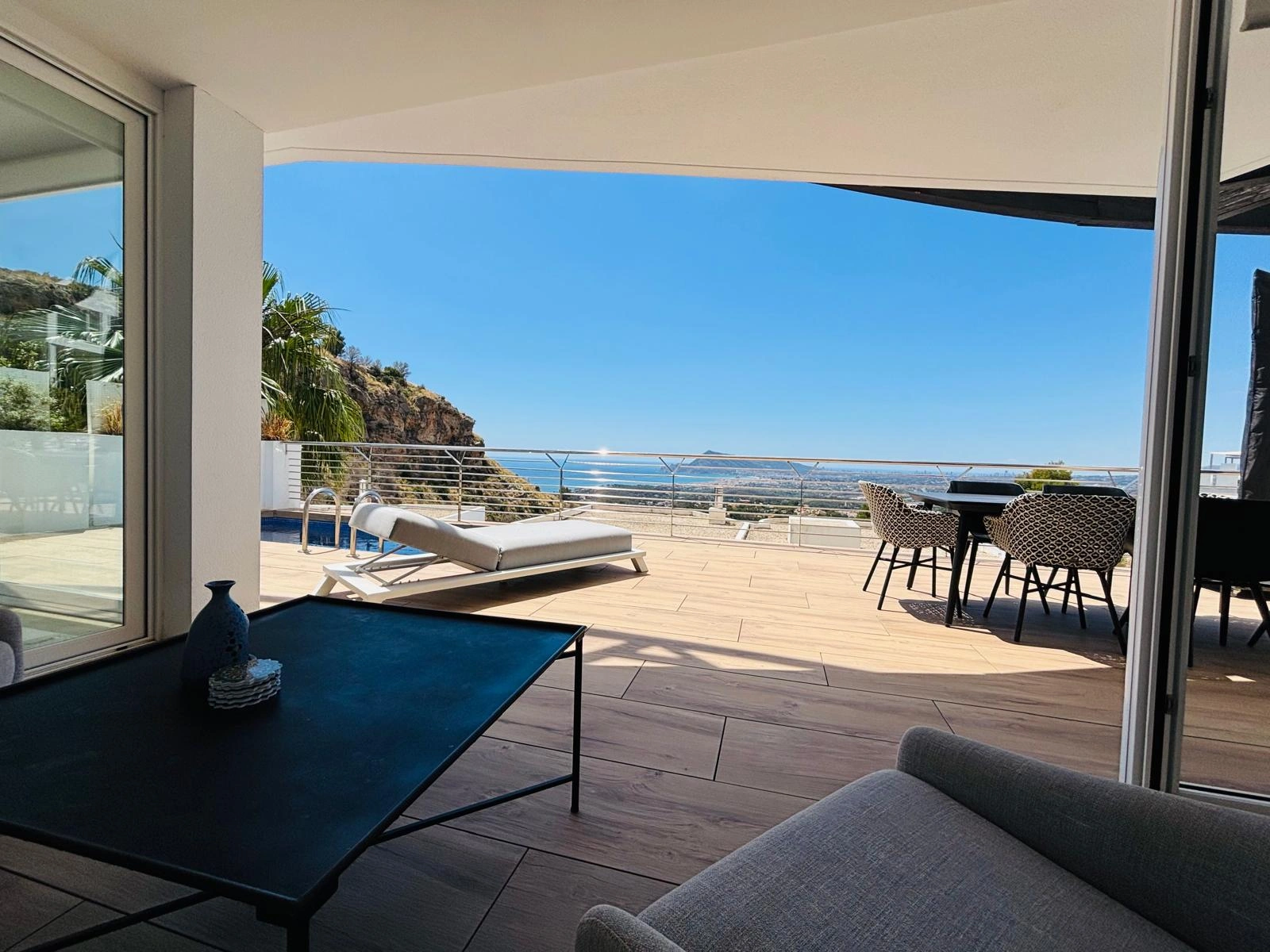 Luxury villa in Altea la Vella with unbeatable sea and mountain views.