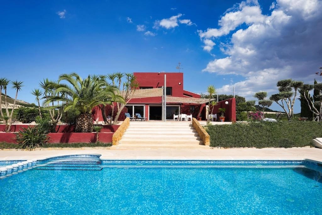 Country house for sale in Orihuela
