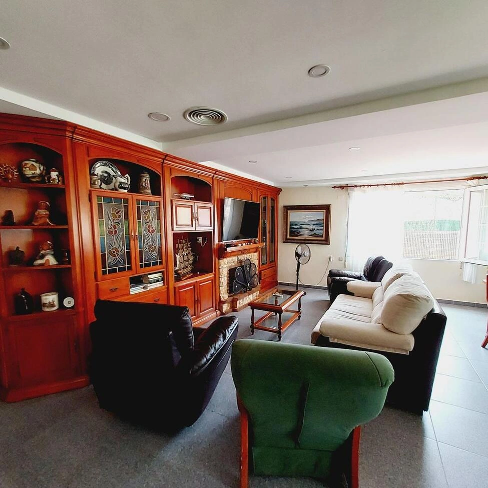 Villa for sale in Orihuela Costa