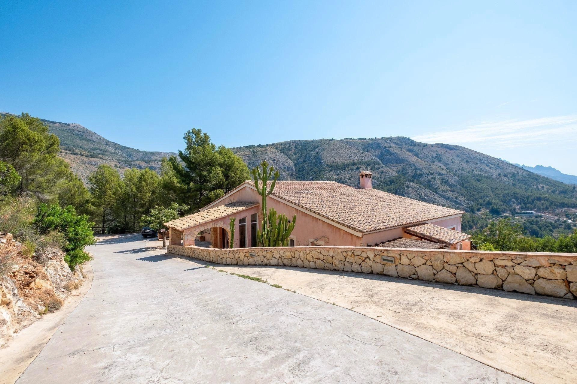 Villa for sale in Altea