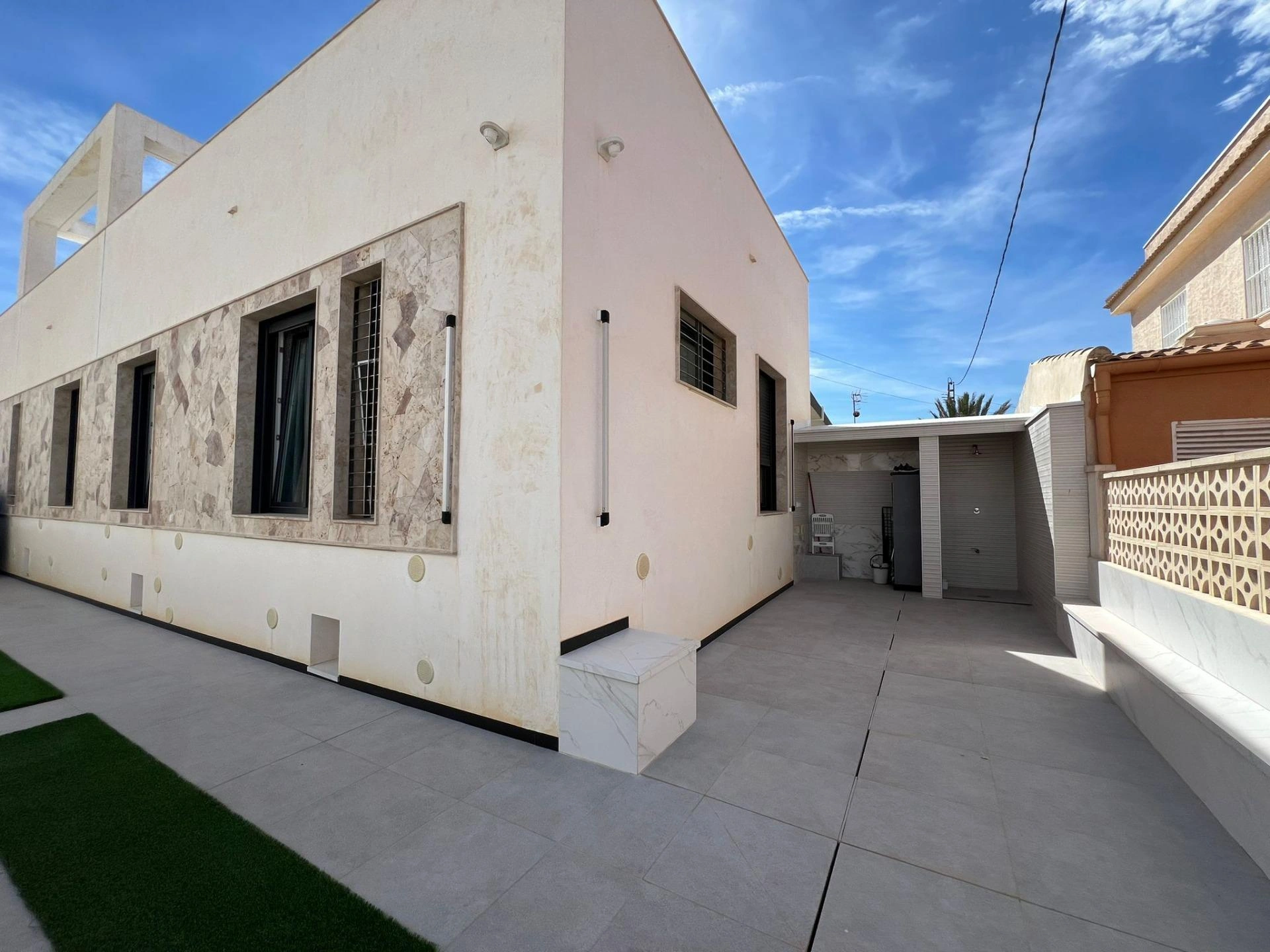 Villa for sale in Torrevieja