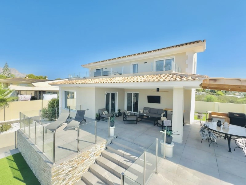 Villa til salg i Alfas Del Pi