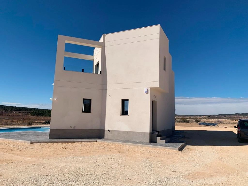 Villa for sale in Pinoso