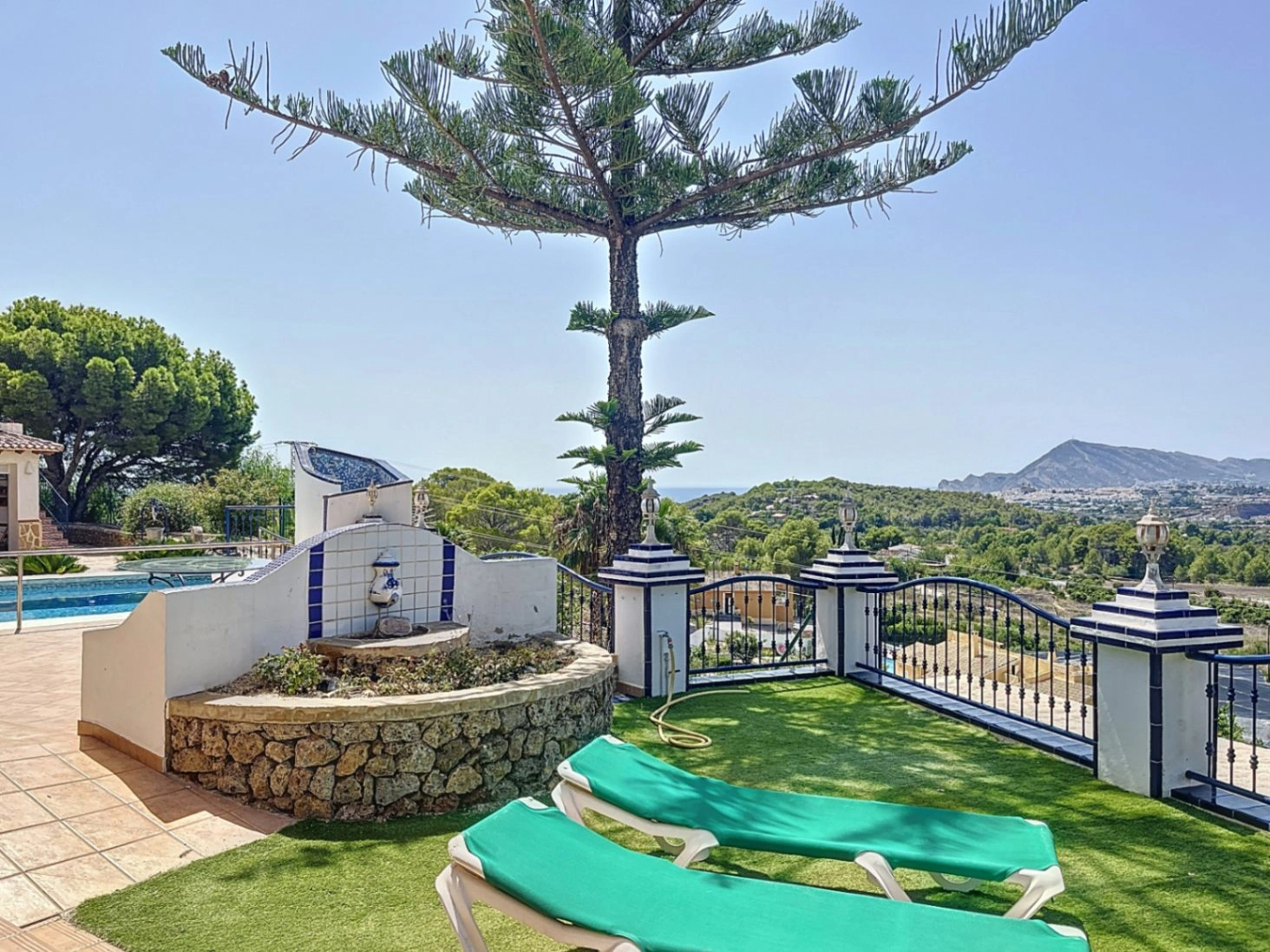 Villa for sale in Altea