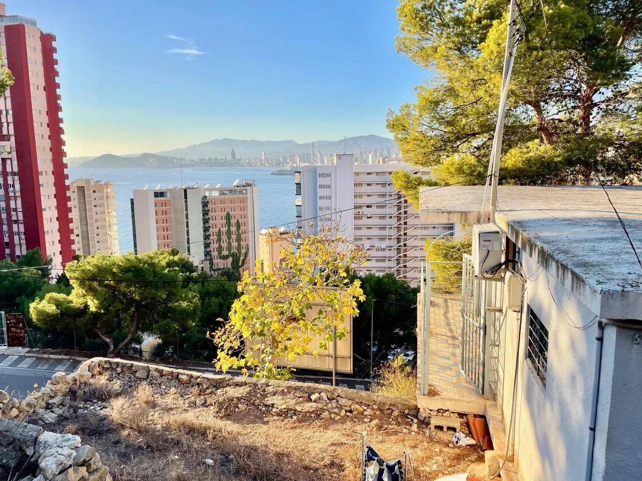 Villa to reform with luxury Villa project with sea view in Benidorm