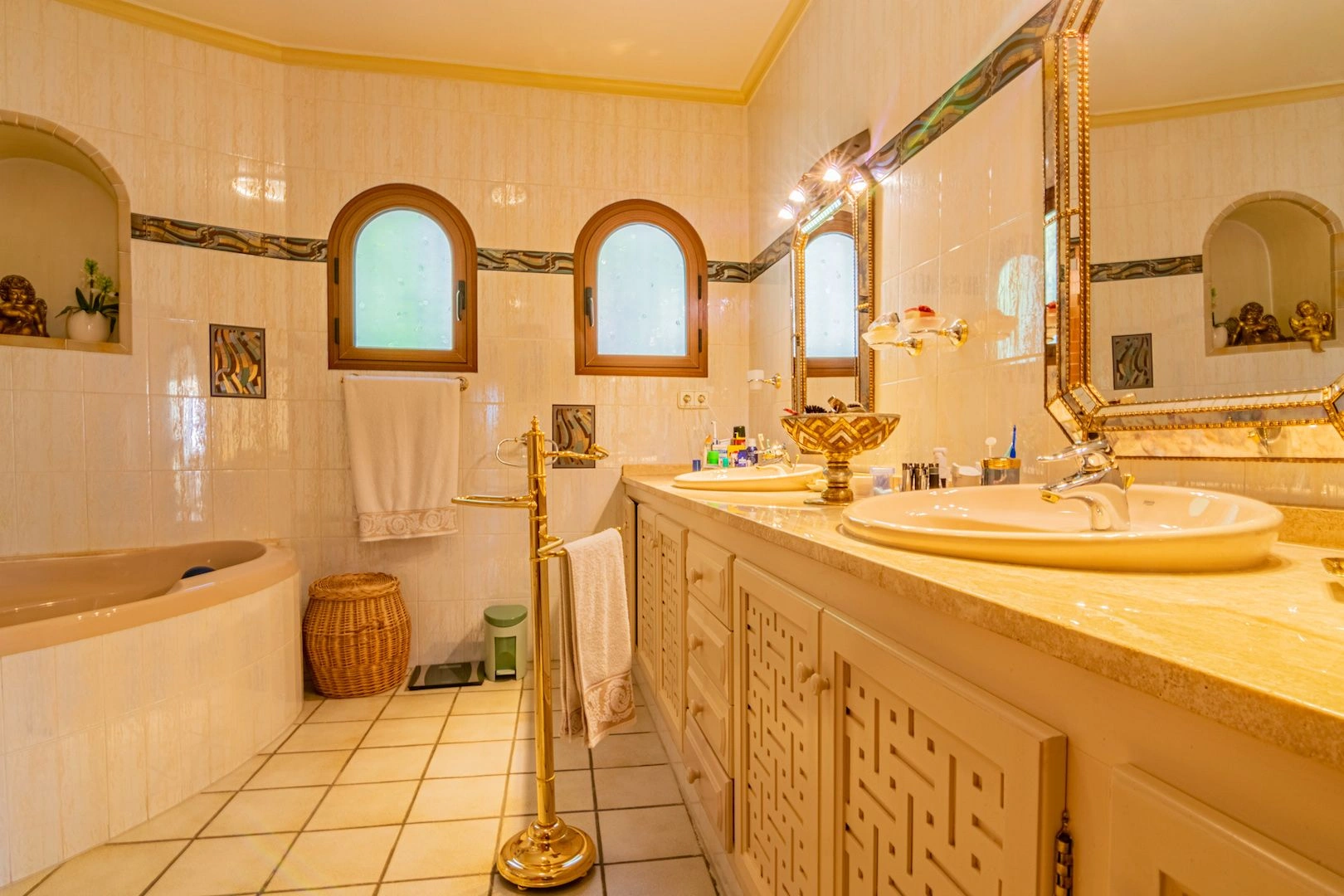 Villa for sale in Altea