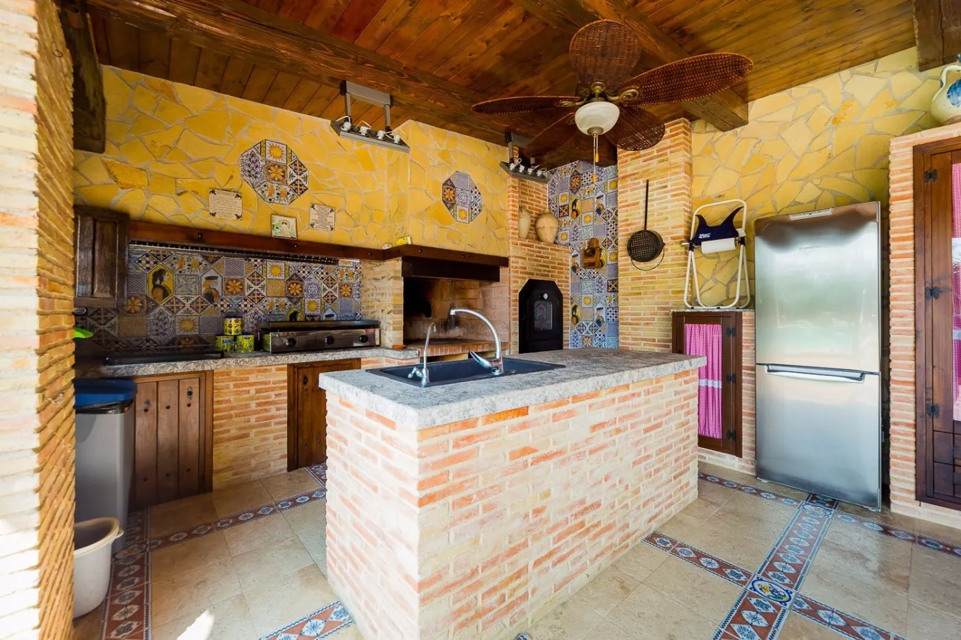 Country house for sale in Almoradi