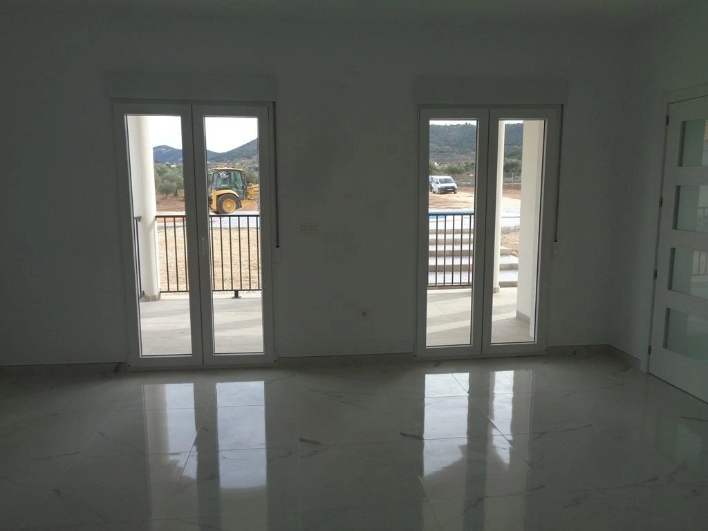 Villa for sale in Pinoso
