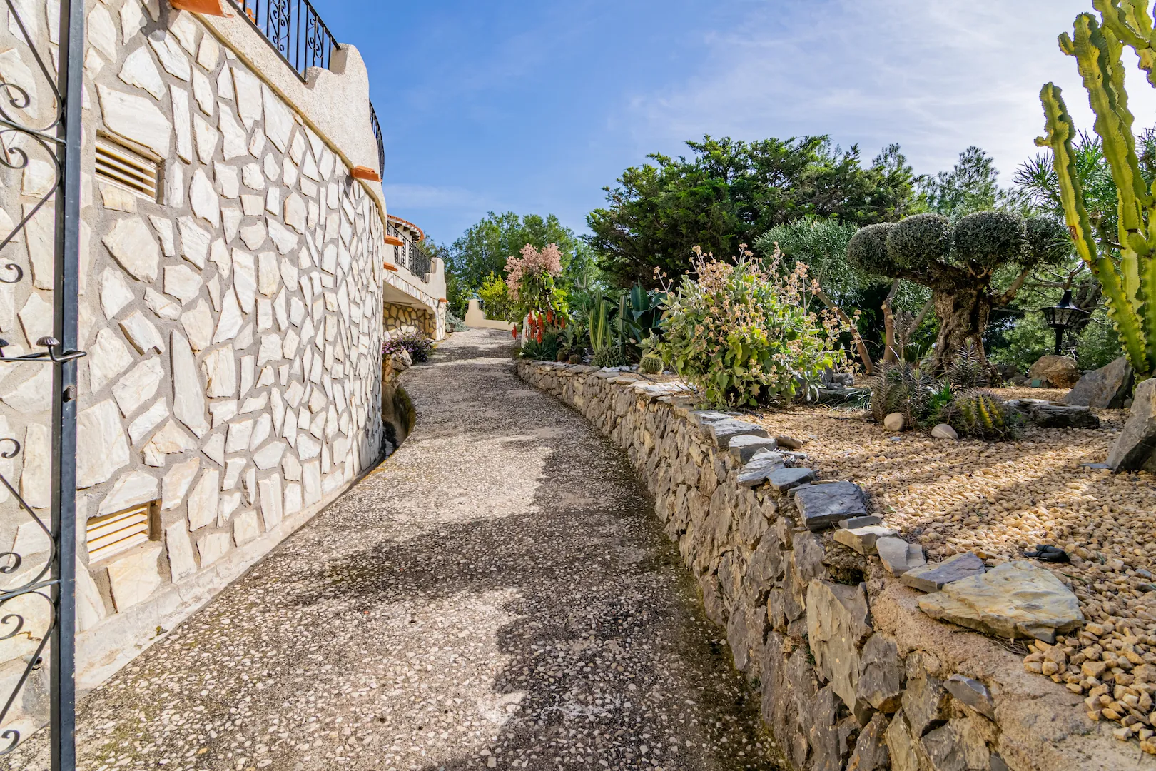 Villa for sale in Altea