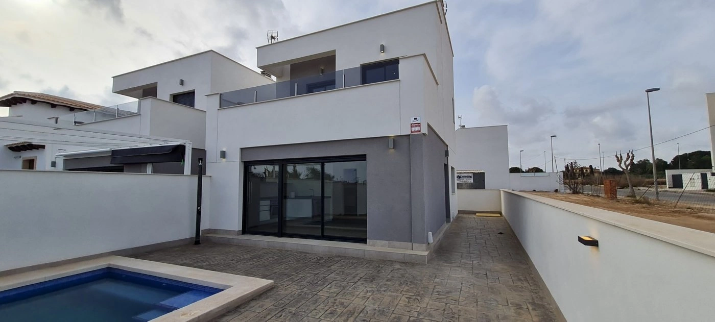 Villa for sale in Orihuela Costa