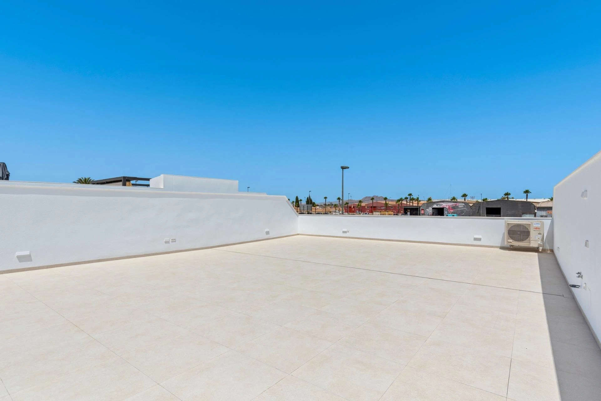 Villa for sale in Los Alcazares