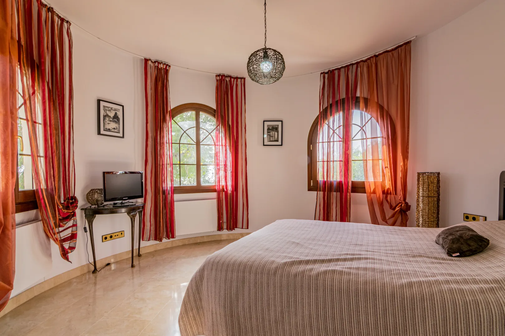 Villa for sale in Altea