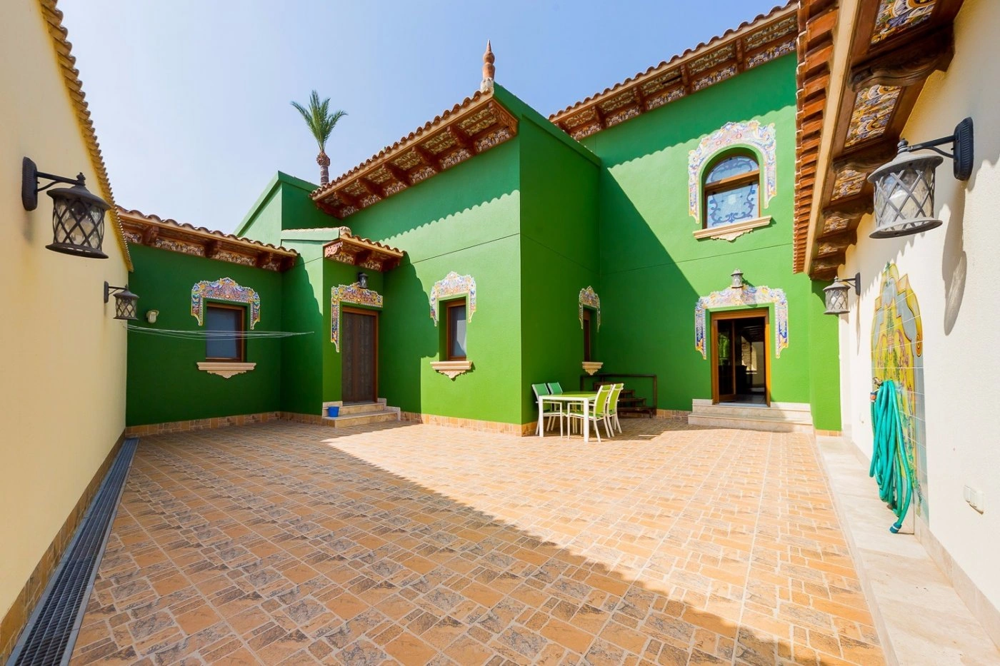Country house for sale in Almoradi