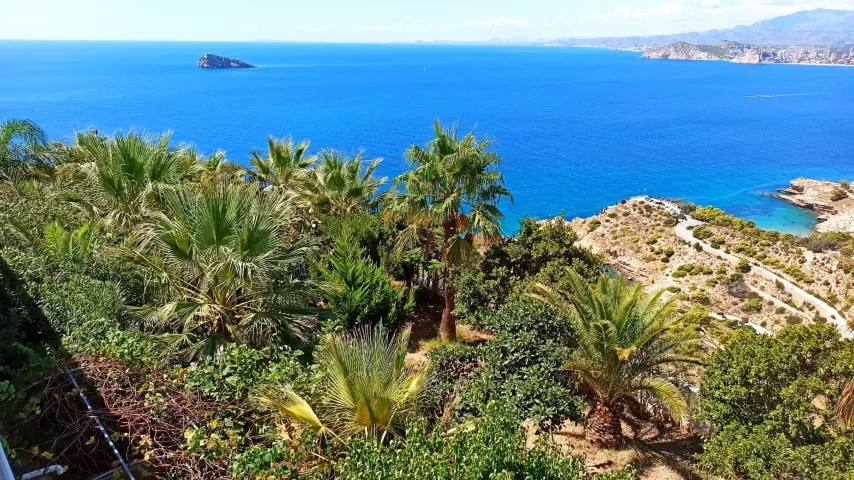 Frontline villa in Benidorm for sale - Villa Del Mar.