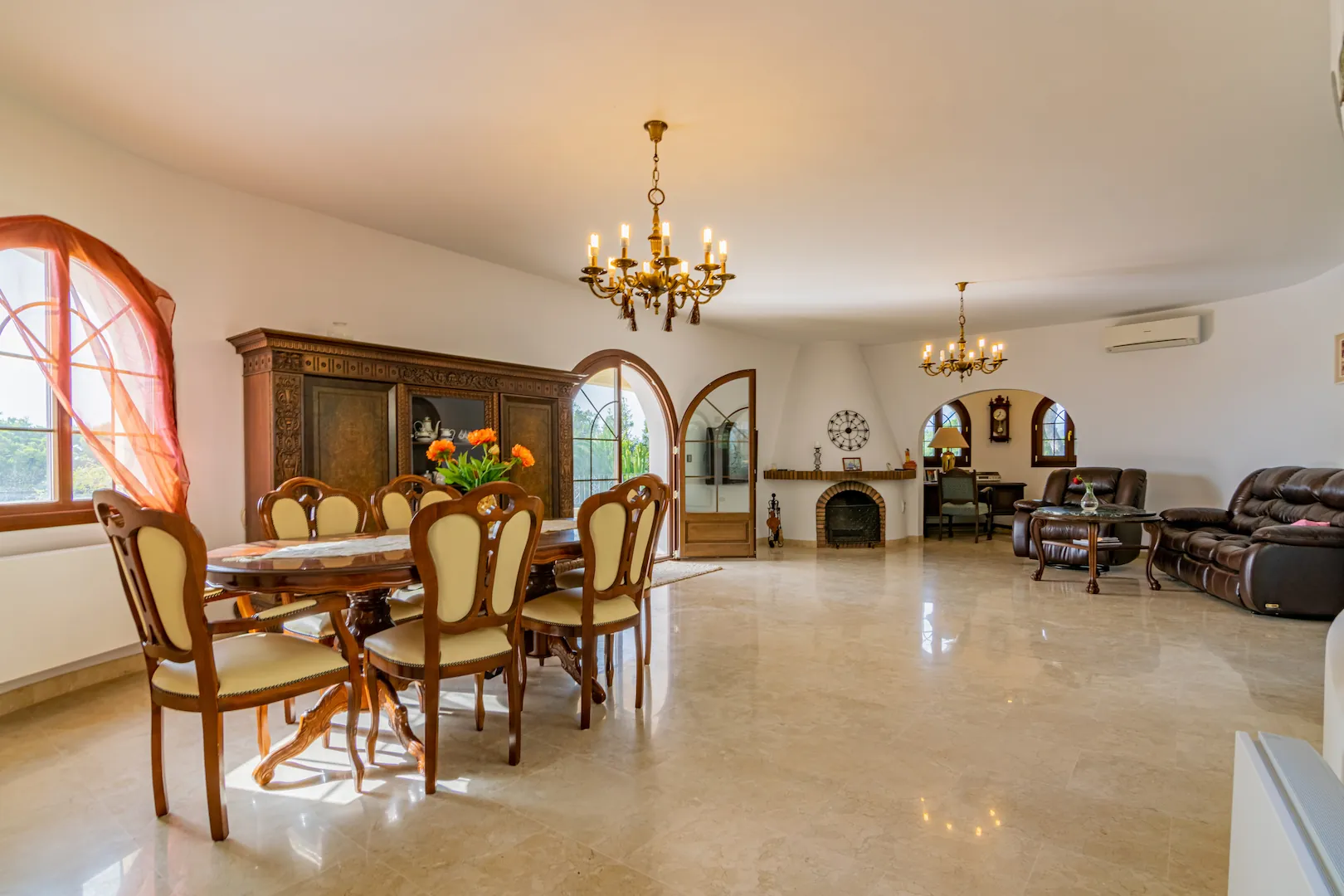 Villa for sale in Altea