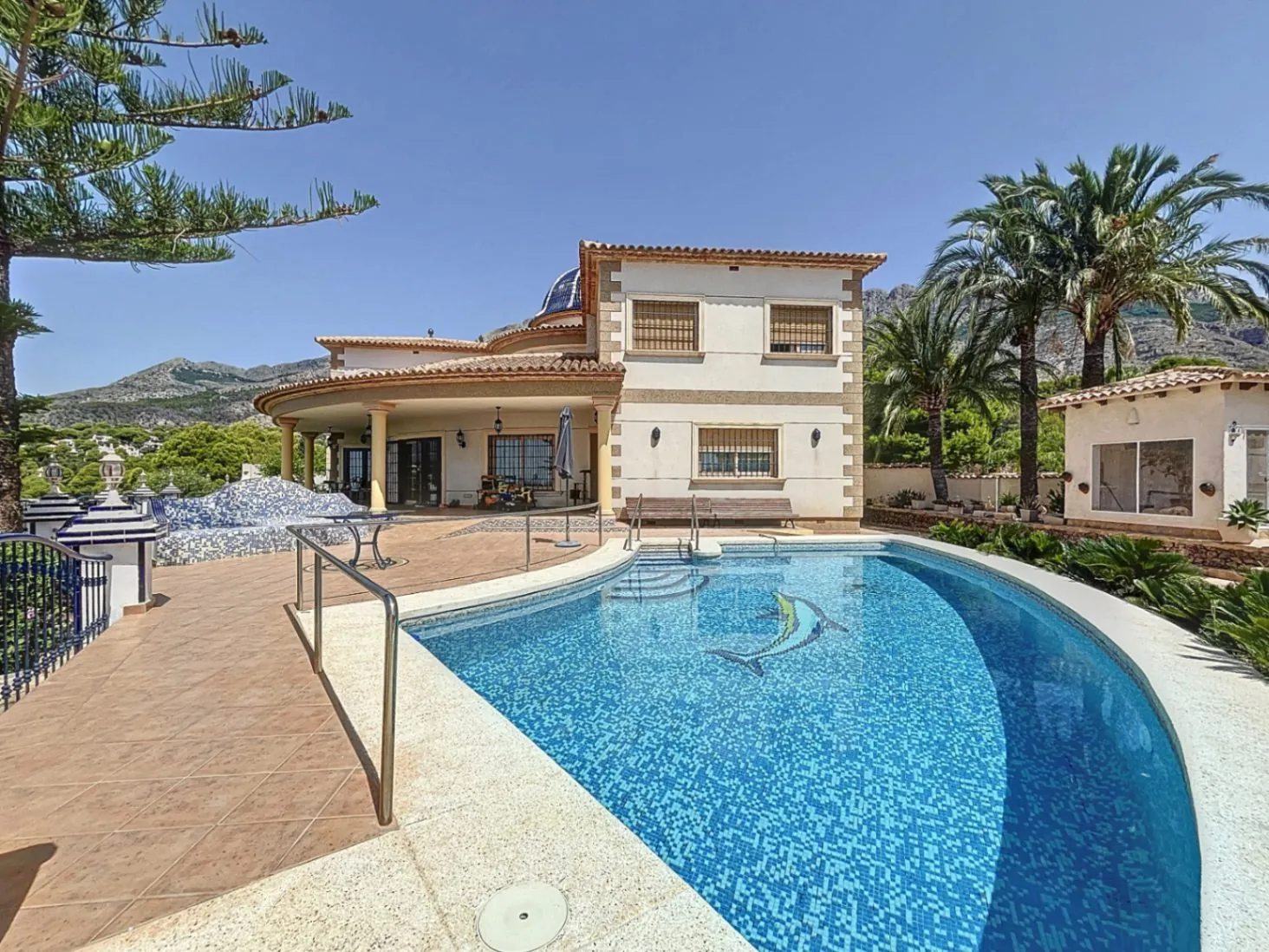 Villa for sale in Altea
