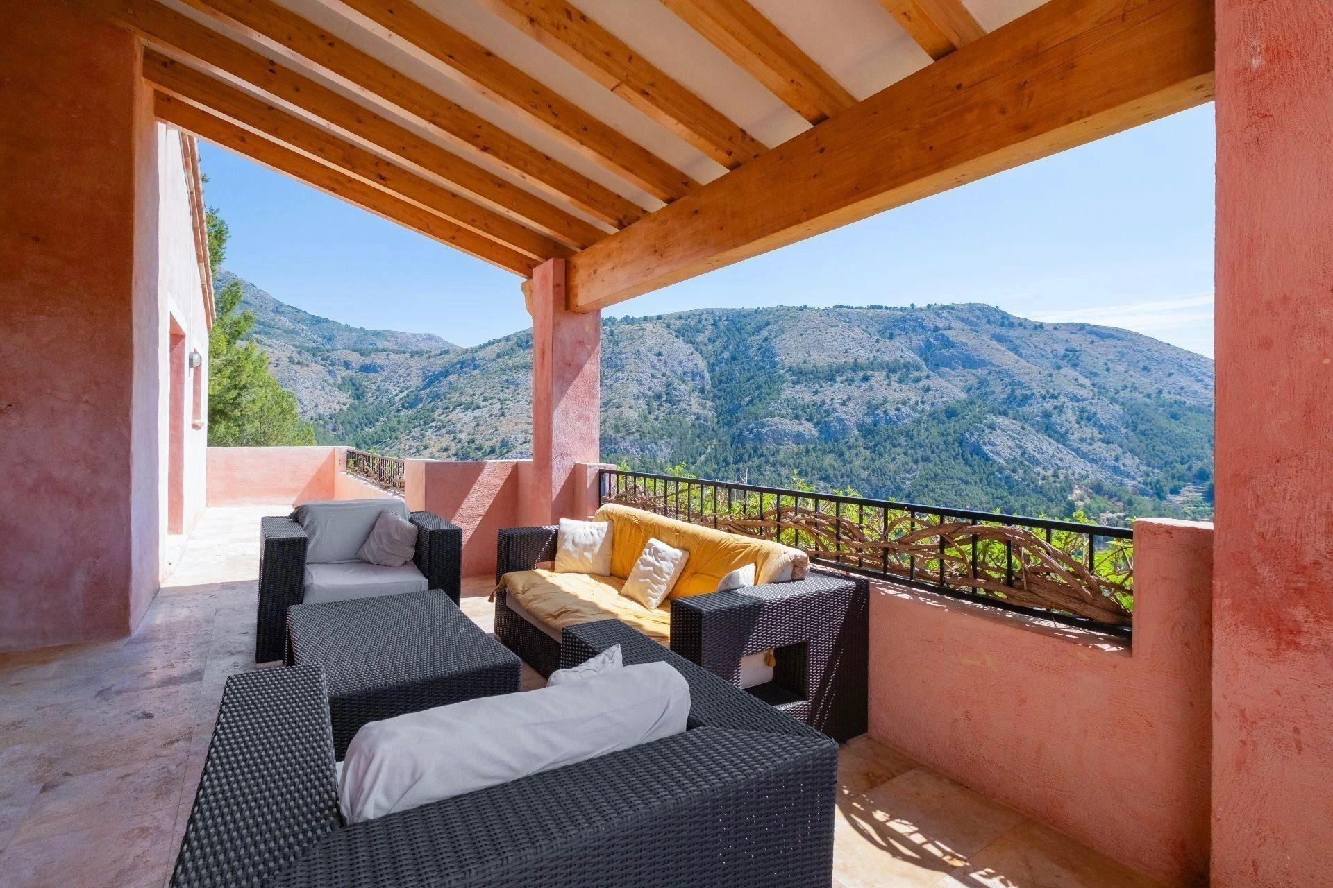 Villa for sale in Altea