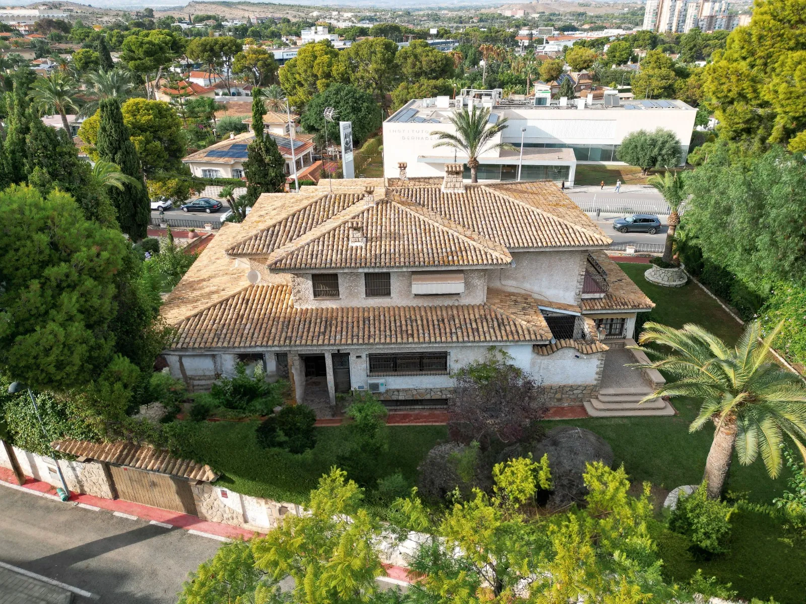 Villa for sale in Alicante