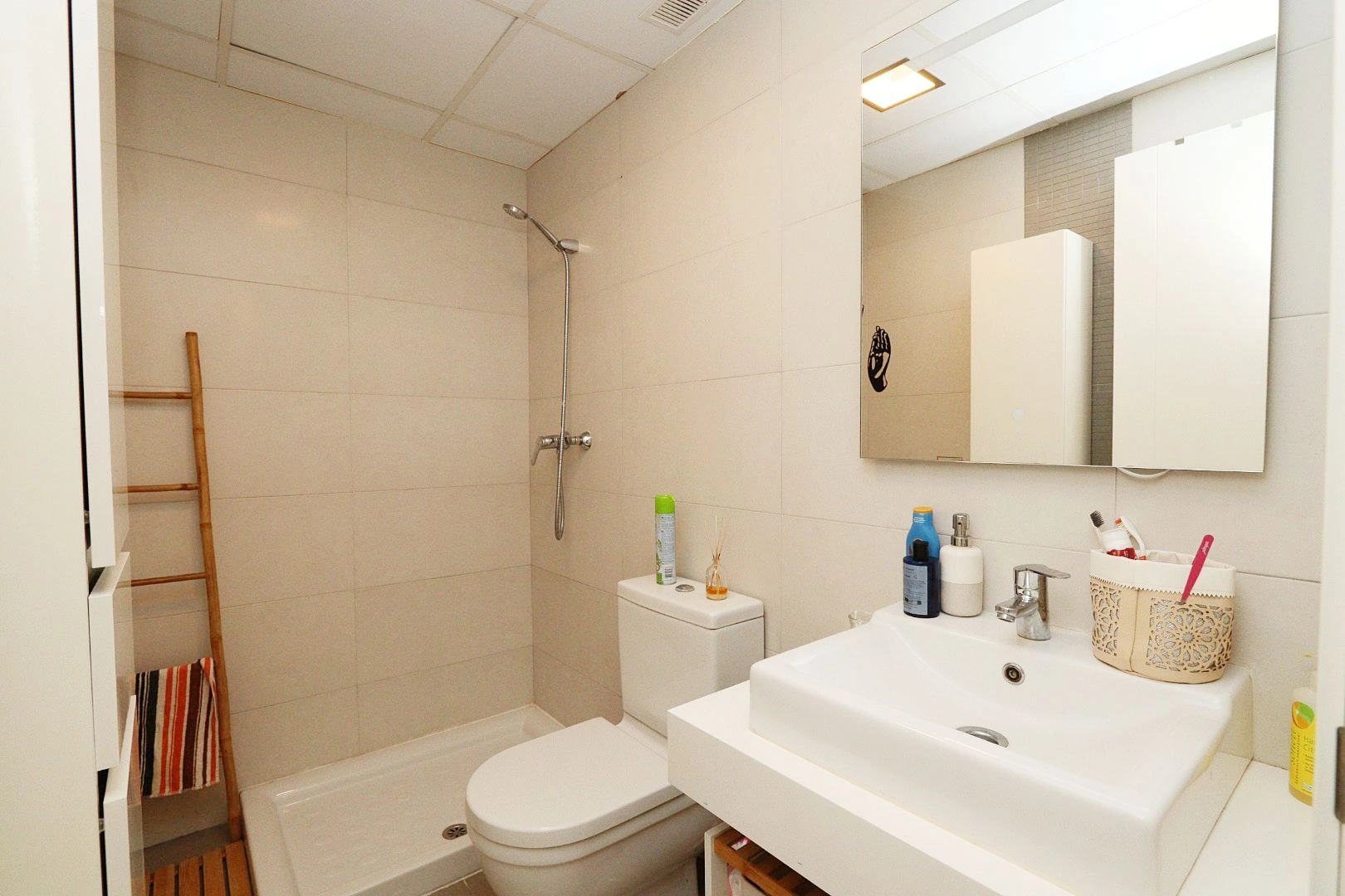 Apartment with sea views in Sol Marina, Altea. With pool, situated in a natural setting