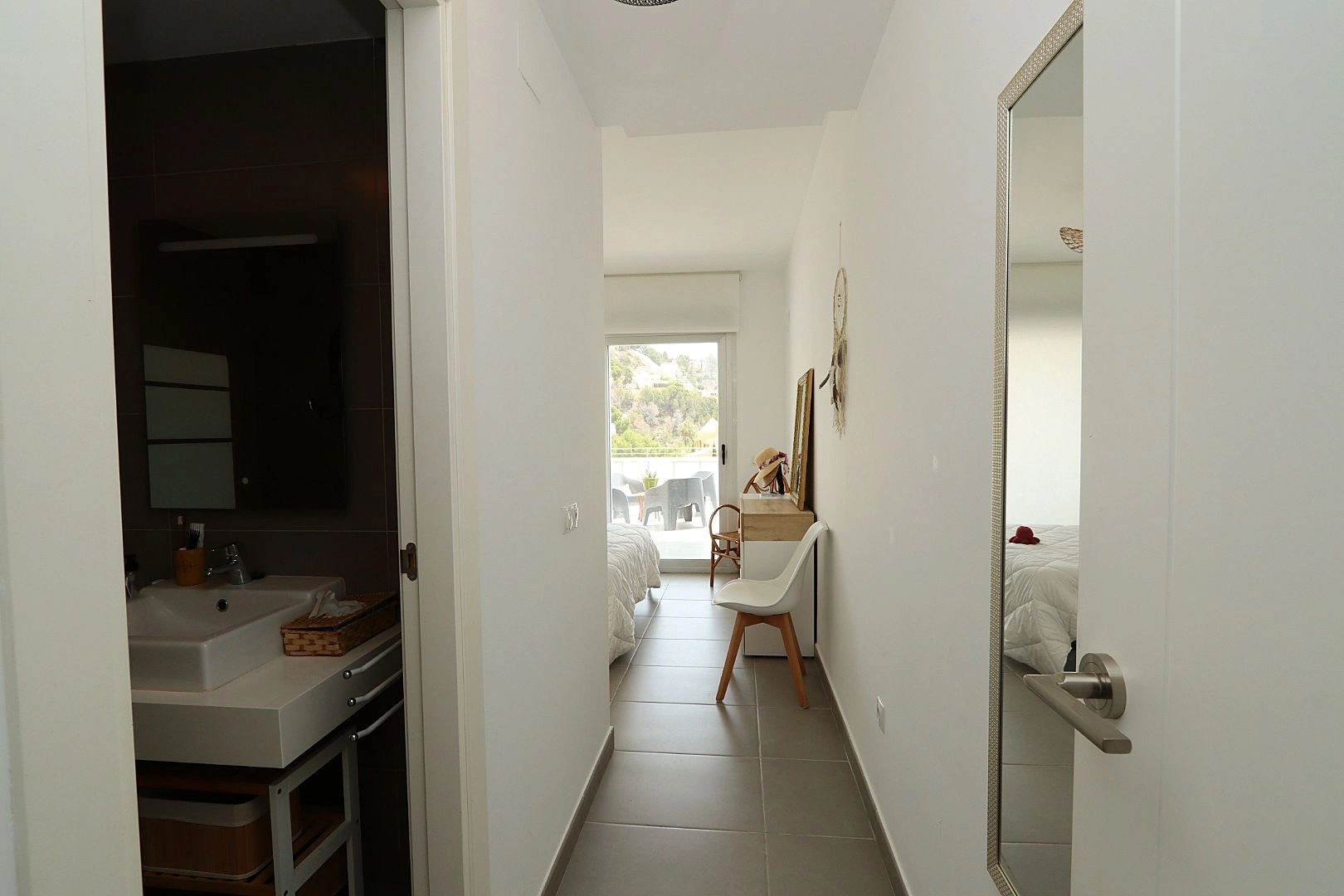 Apartment with sea views in Sol Marina, Altea. With pool, situated in a natural setting