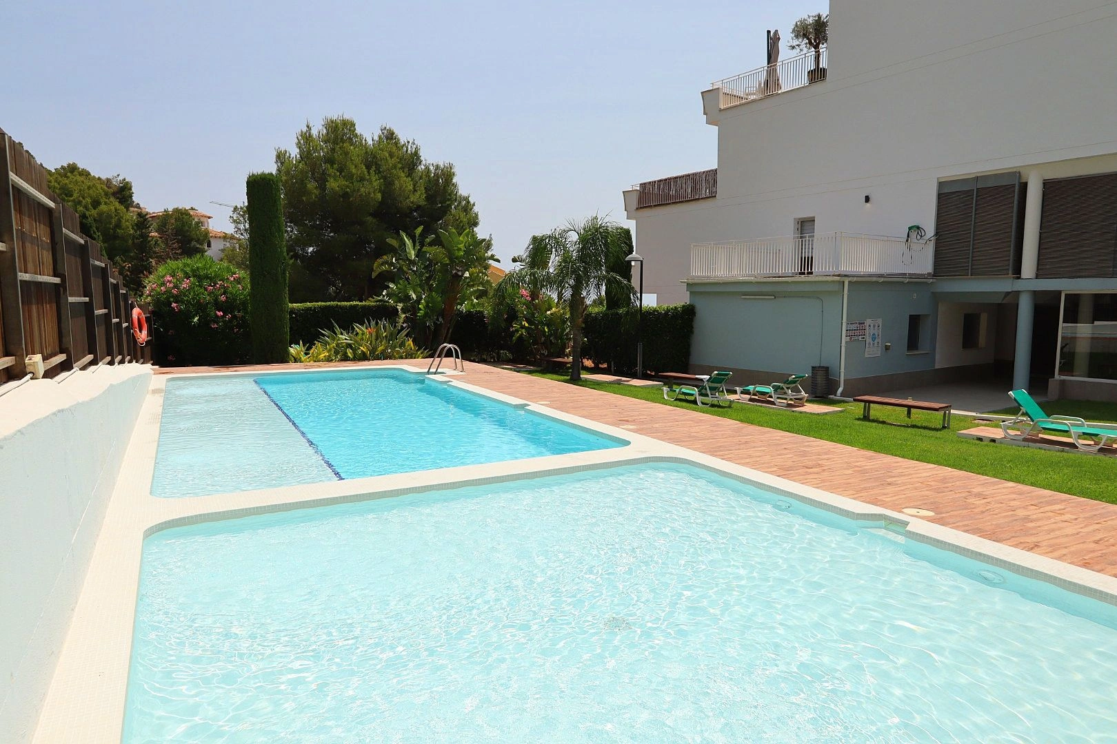 Apartment with sea views in Sol Marina, Altea. With pool, situated in a natural setting