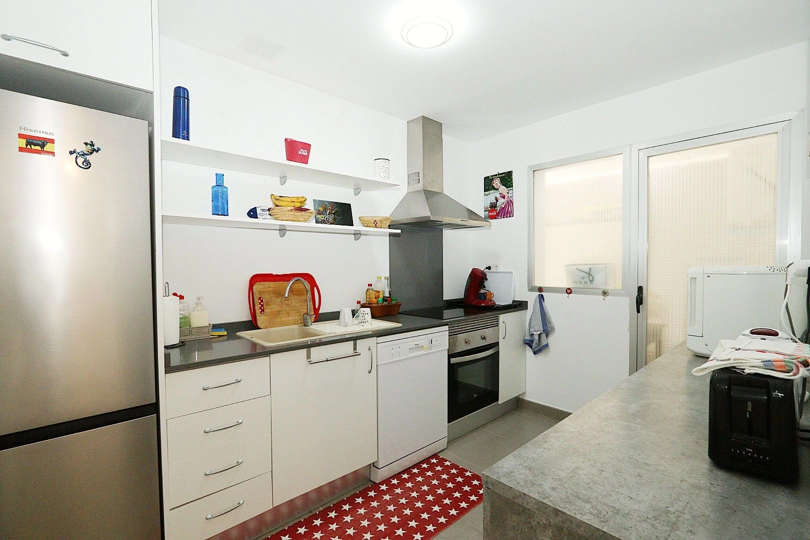 Apartment with sea views in Sol Marina, Altea. With pool, situated in a natural setting