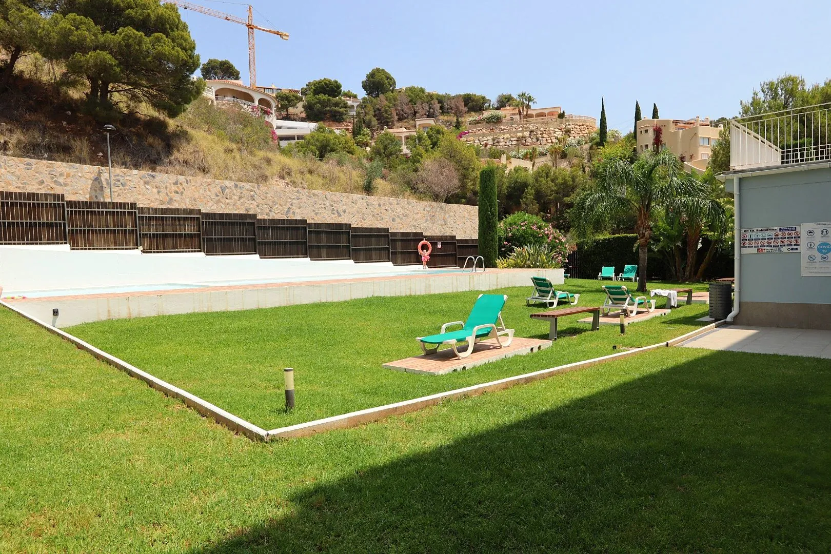 Apartment with sea views in Sol Marina, Altea. With pool, situated in a natural setting