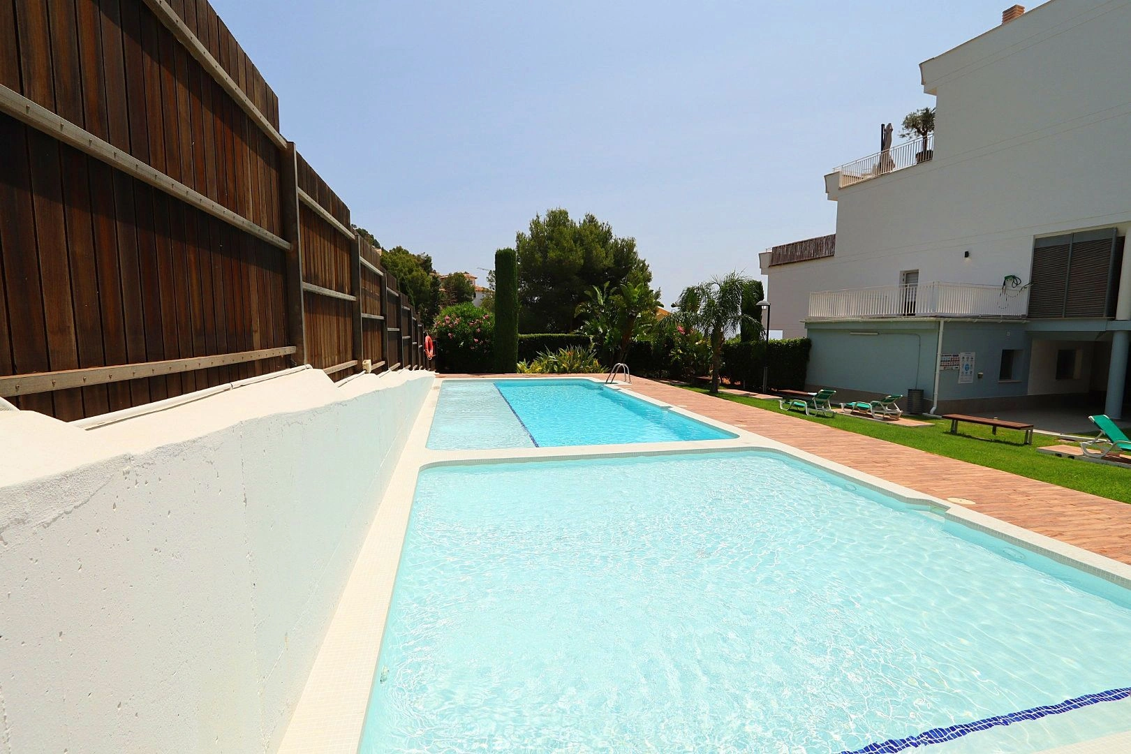 Apartment with sea views in Sol Marina, Altea. With pool, situated in a natural setting