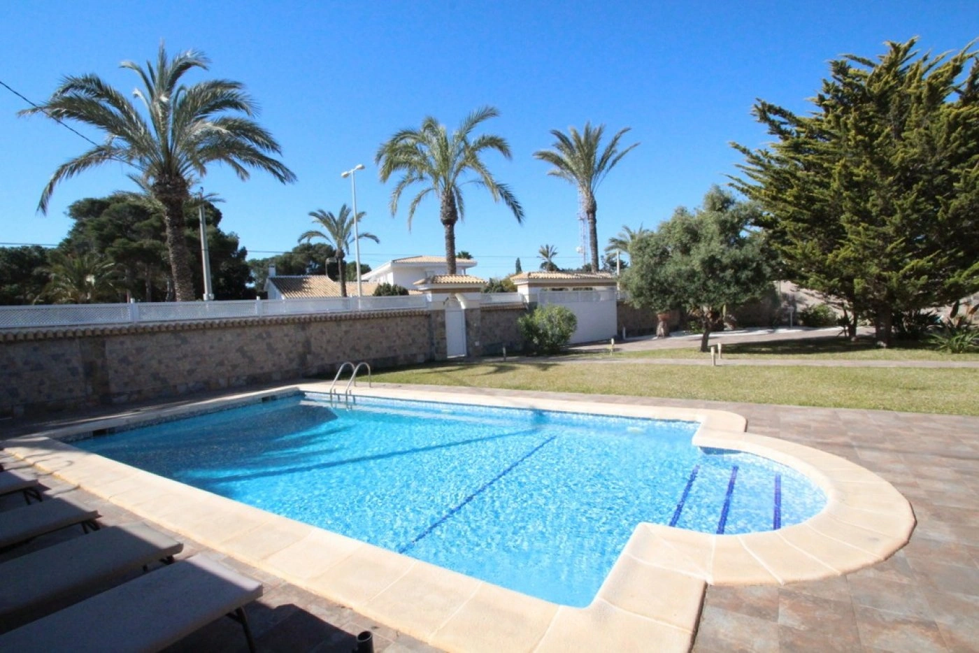 Villa till försäljning i Orihuela Costa