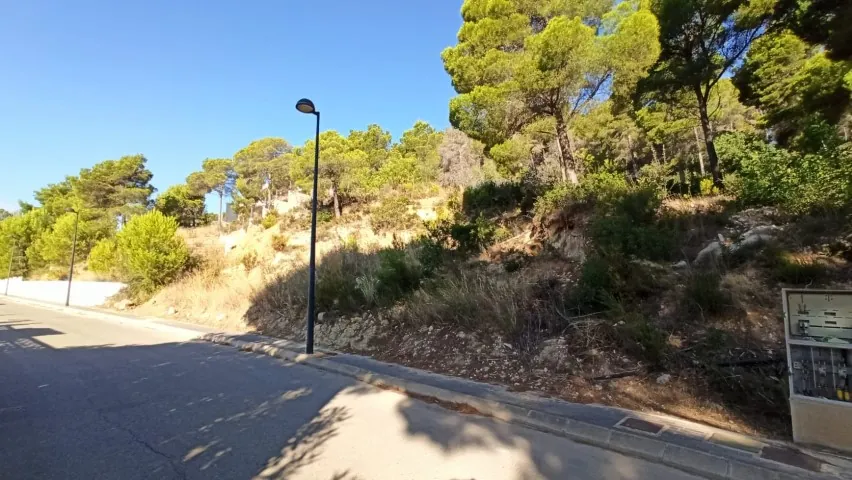 Building plot Altea, Monterico, for sale.Beautiful wide building plot with sea views