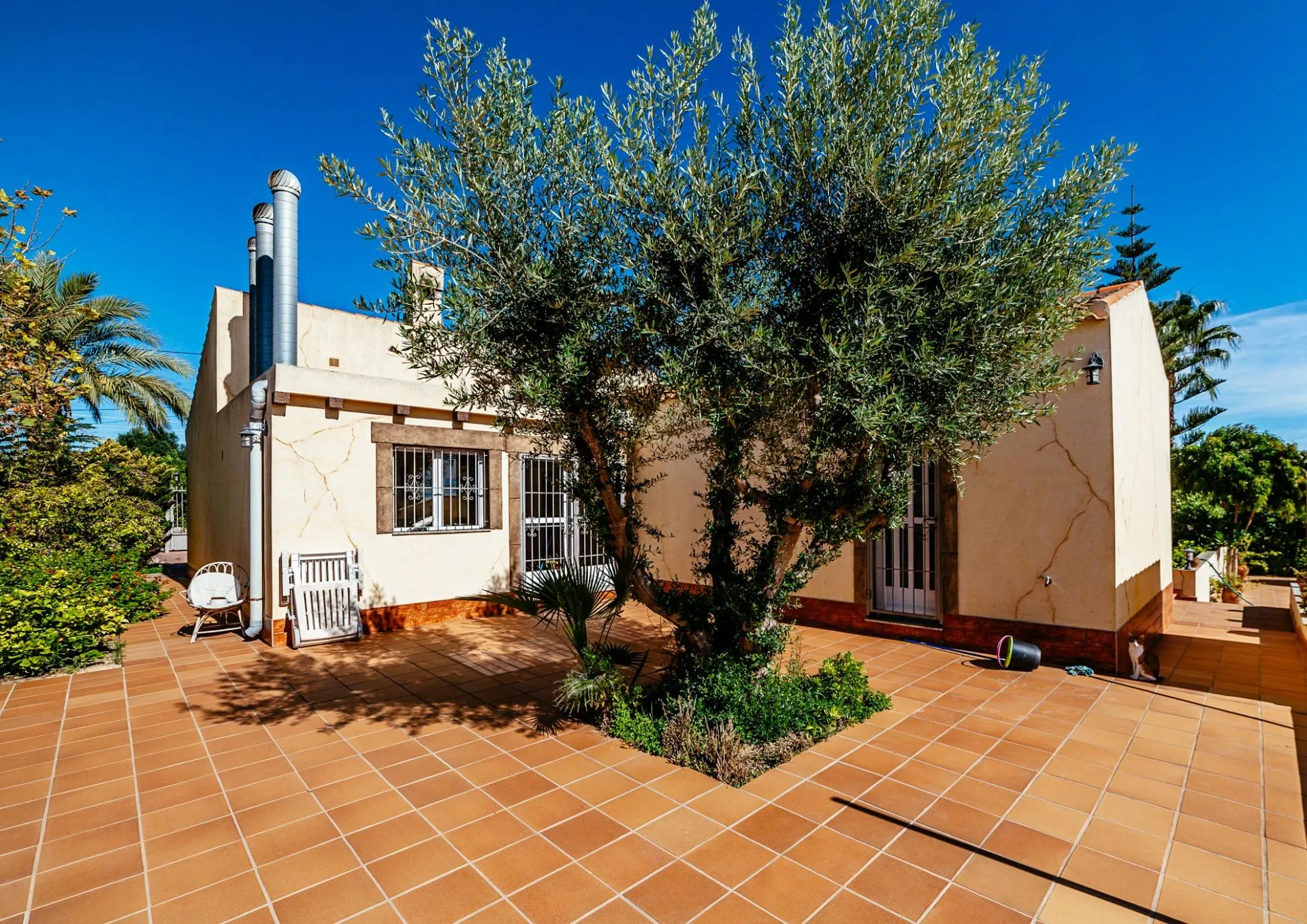 Villa for sale in Los Montesinos
