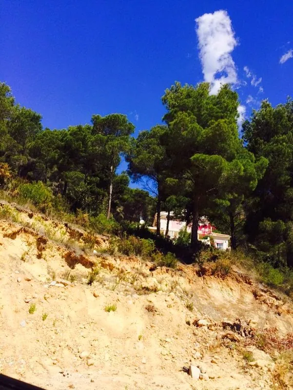 Building plot Altea, Monterico, for sale.Beautiful wide building plot with sea views