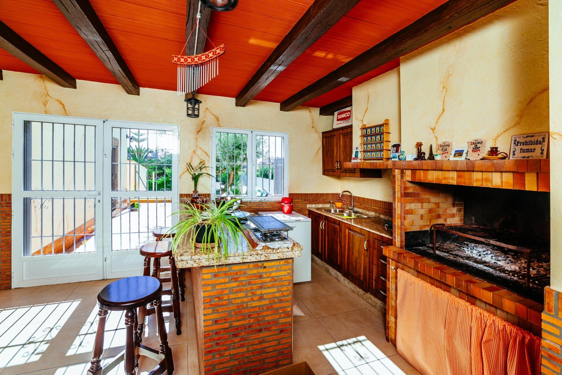 Villa for sale in Los Montesinos