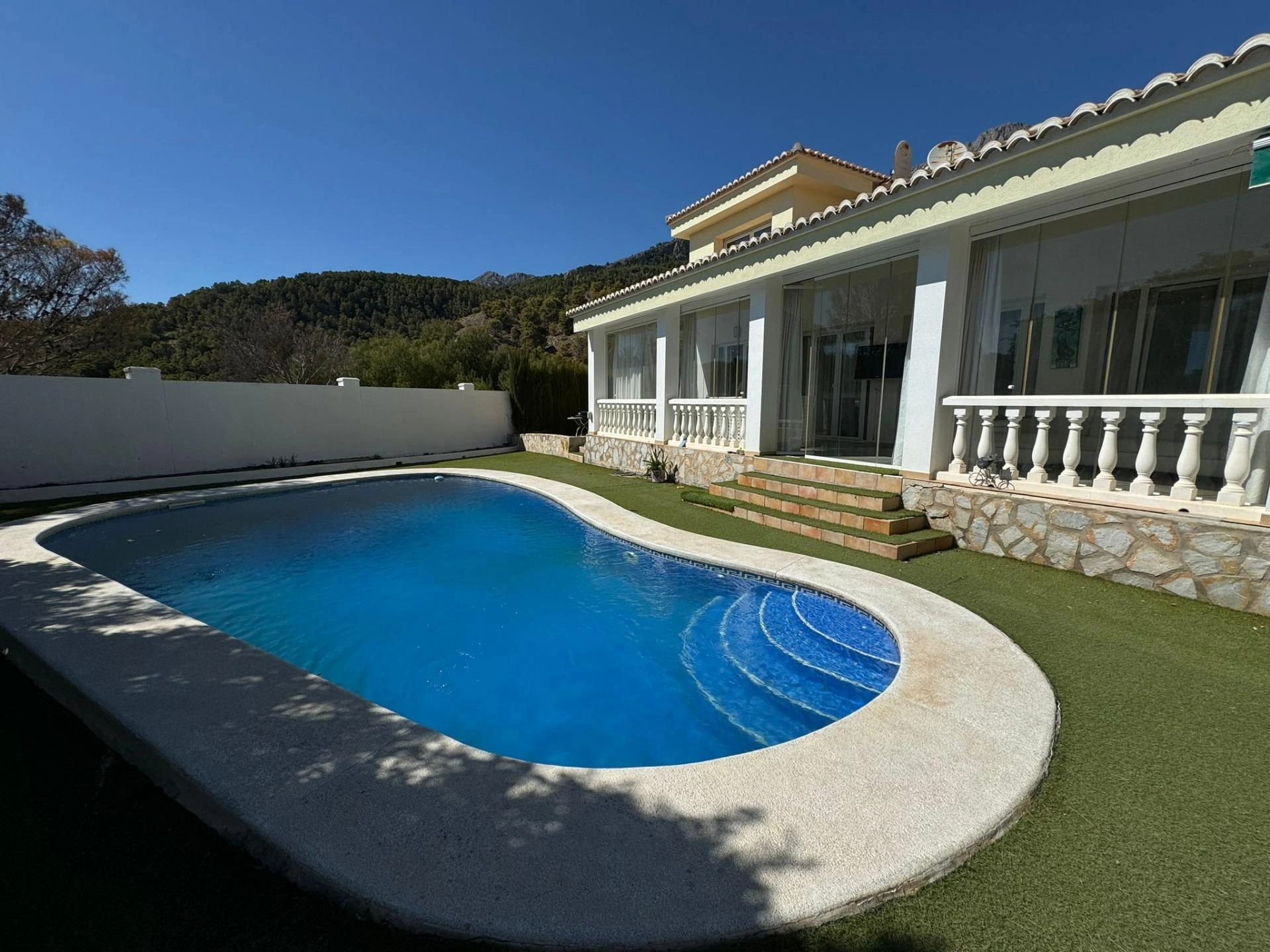 Villa for sale in Altea