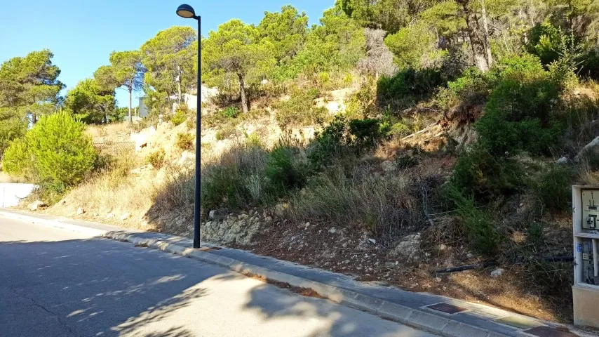 Building plot Altea, Monterico, for sale.Beautiful wide building plot with sea views