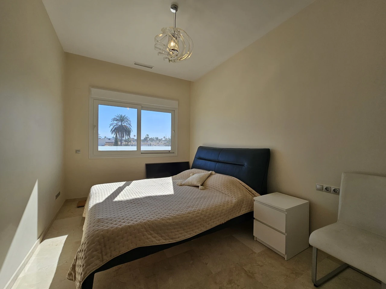 Villa for sale in La Zenia