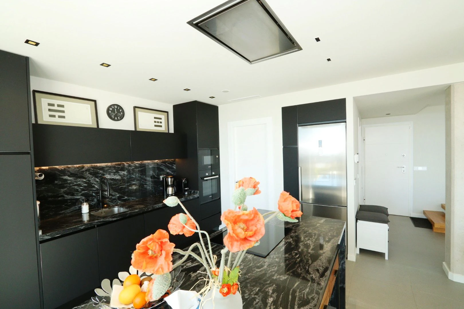 Modern, exclusive, and with sea views: discover your new home.