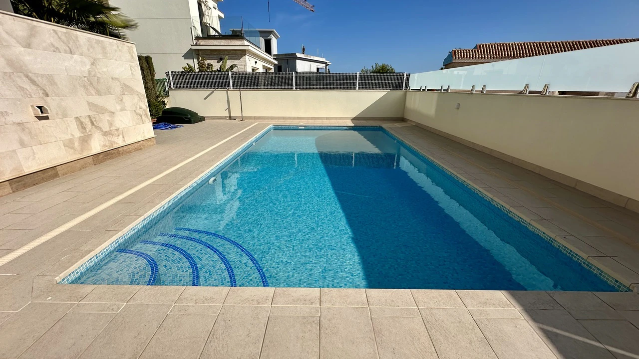 Villa for sale in La Zenia