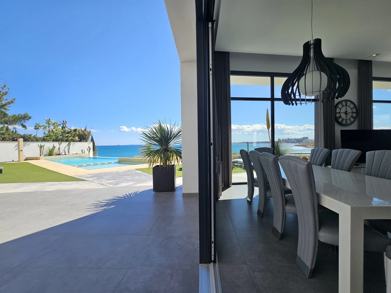 Villa for sale in Cabo Roig