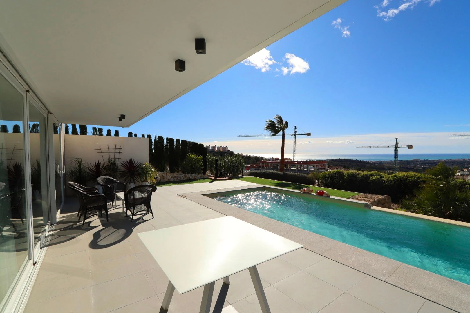 Modern, exclusive, and with sea views: discover your new home.