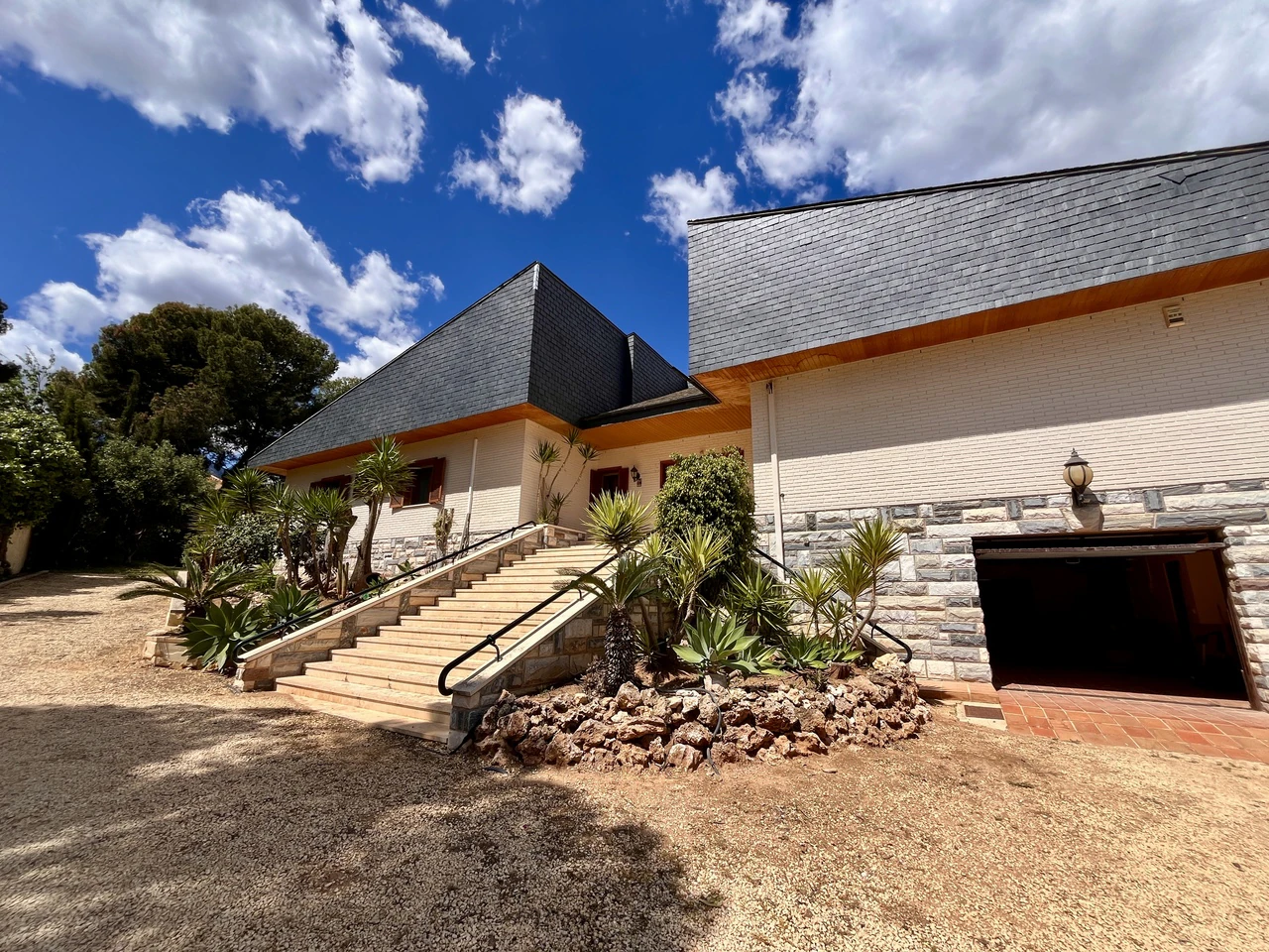 Villa for sale in La Nucia