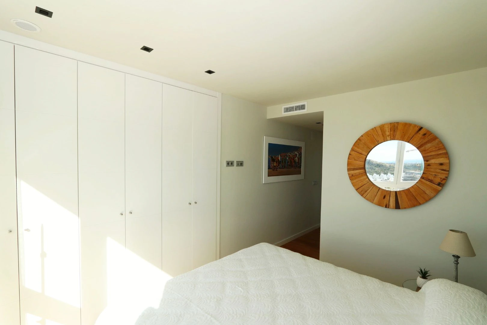 Modern, exclusive, and with sea views: discover your new home.