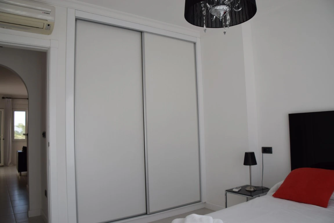 APARTMENT IN LA FUSTERA, BENISSA FOR SALE.
