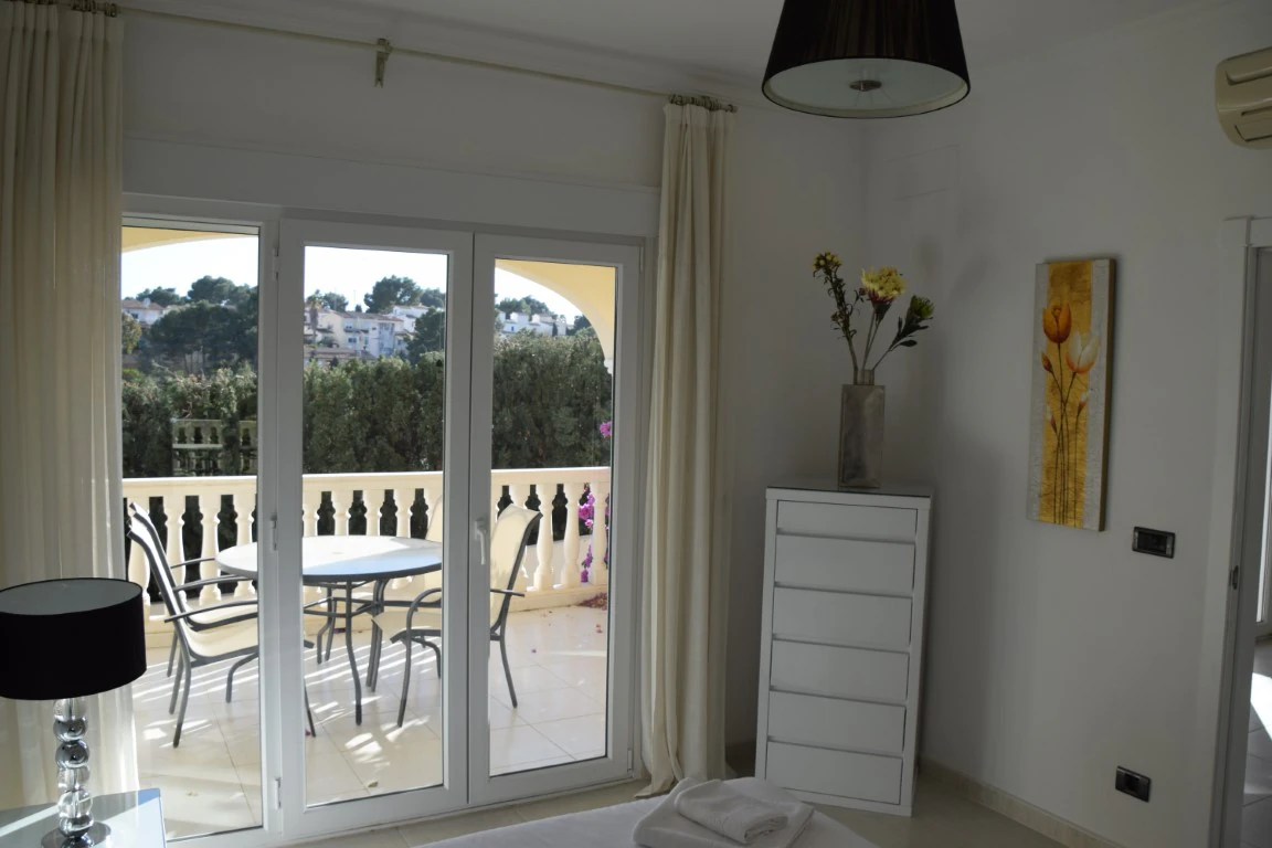 APARTMENT IN LA FUSTERA, BENISSA FOR SALE.