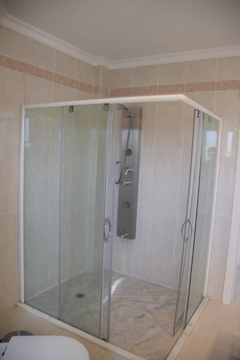 APARTMENT IN LA FUSTERA, BENISSA FOR SALE.