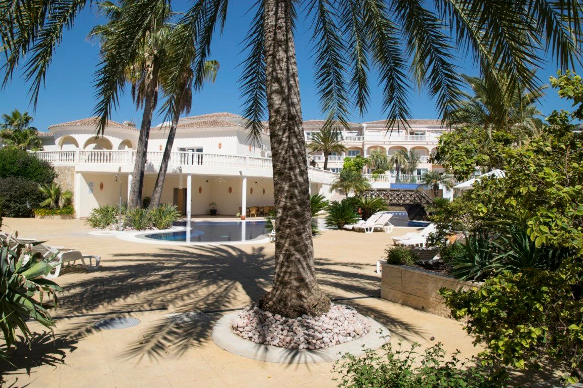 APARTMENT IN LA FUSTERA, BENISSA FOR SALE.