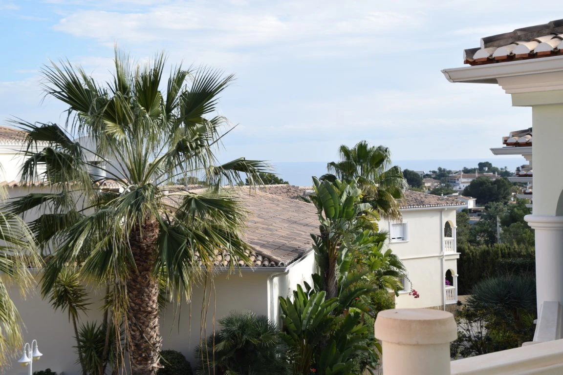 APARTMENT IN LA FUSTERA, BENISSA FOR SALE.