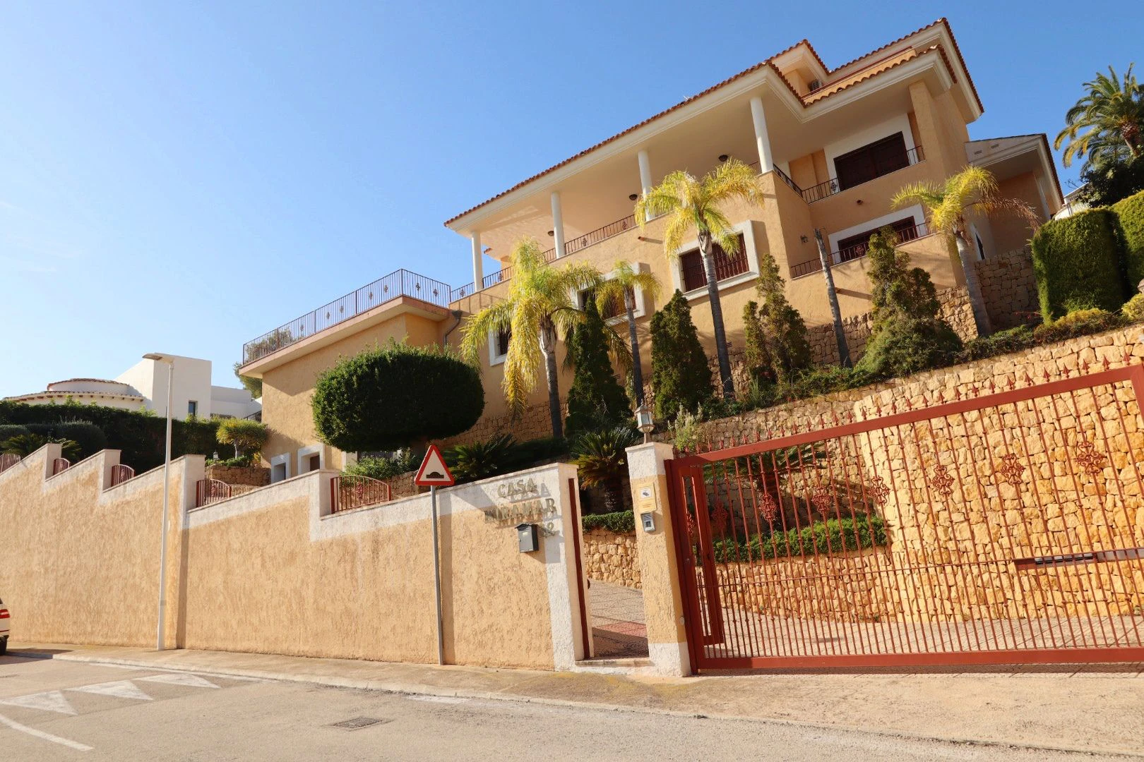 Exclusive villa in Altea