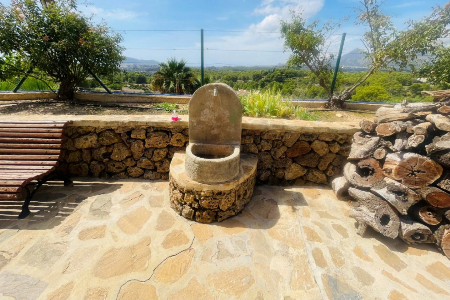 Villa for sale in Altea La Vieja, Alicante