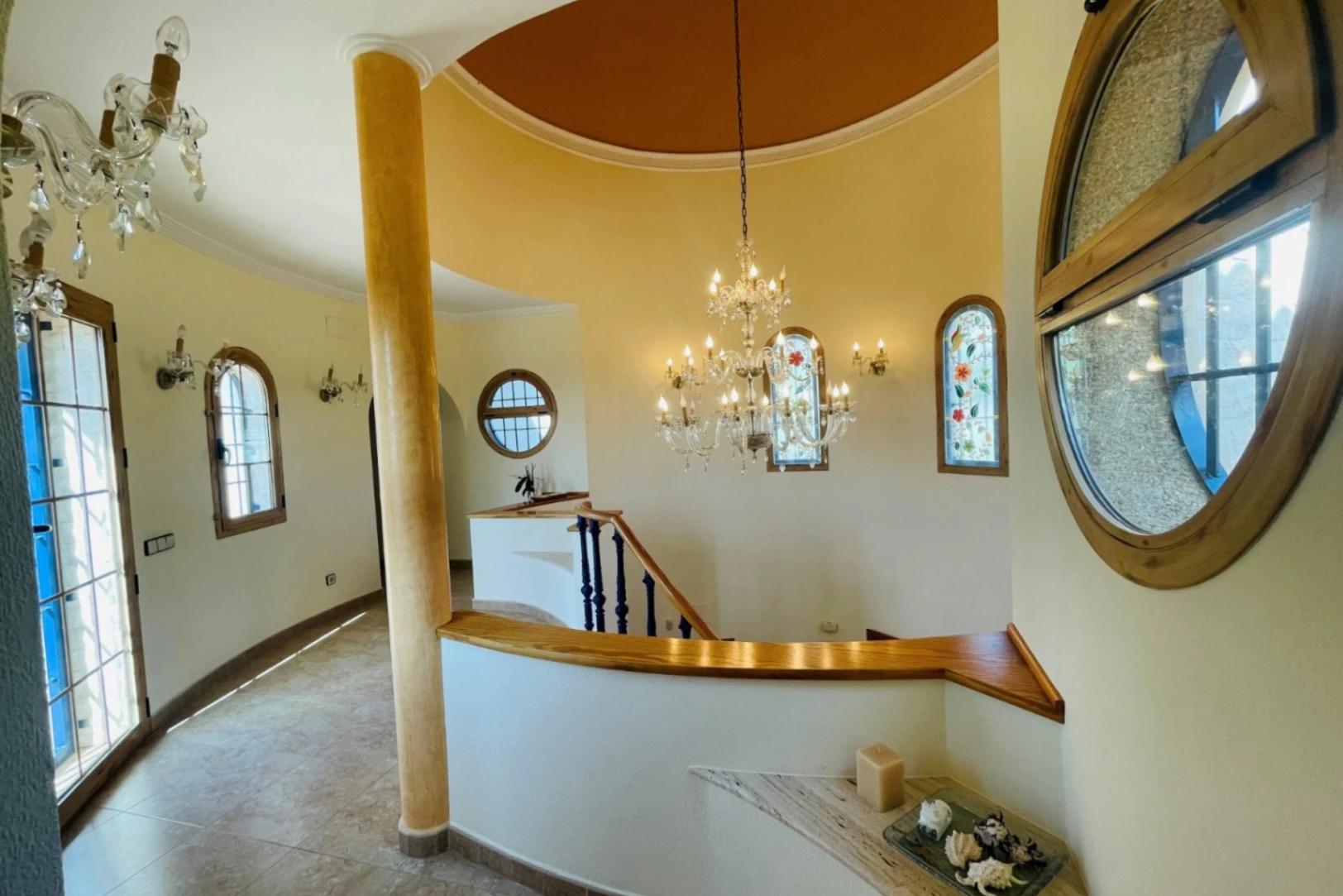 Villa for sale in Altea La Vieja, Alicante